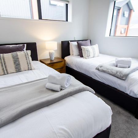 New Sophisticated City Pad Apartment Christchurch Exterior foto