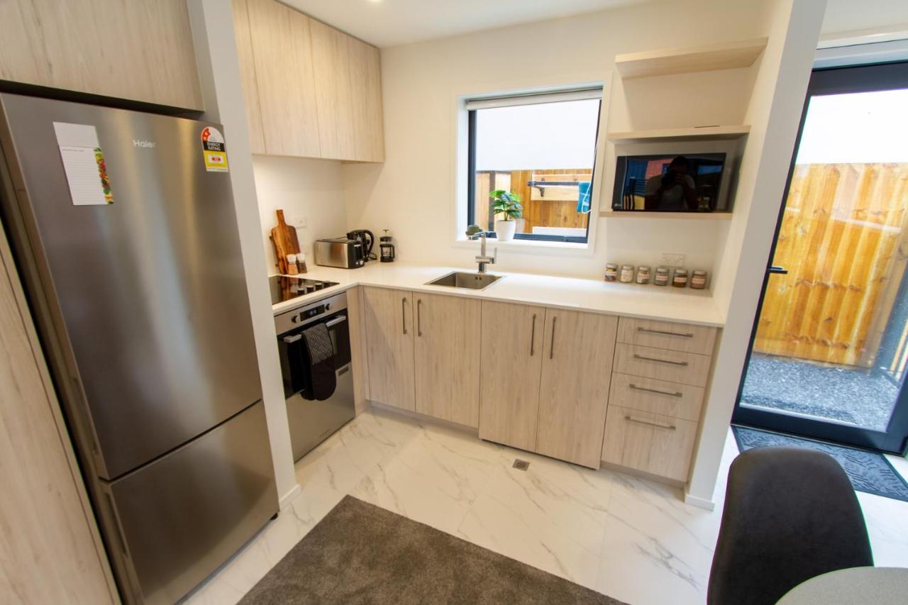 New Sophisticated City Pad Apartment Christchurch Exterior foto